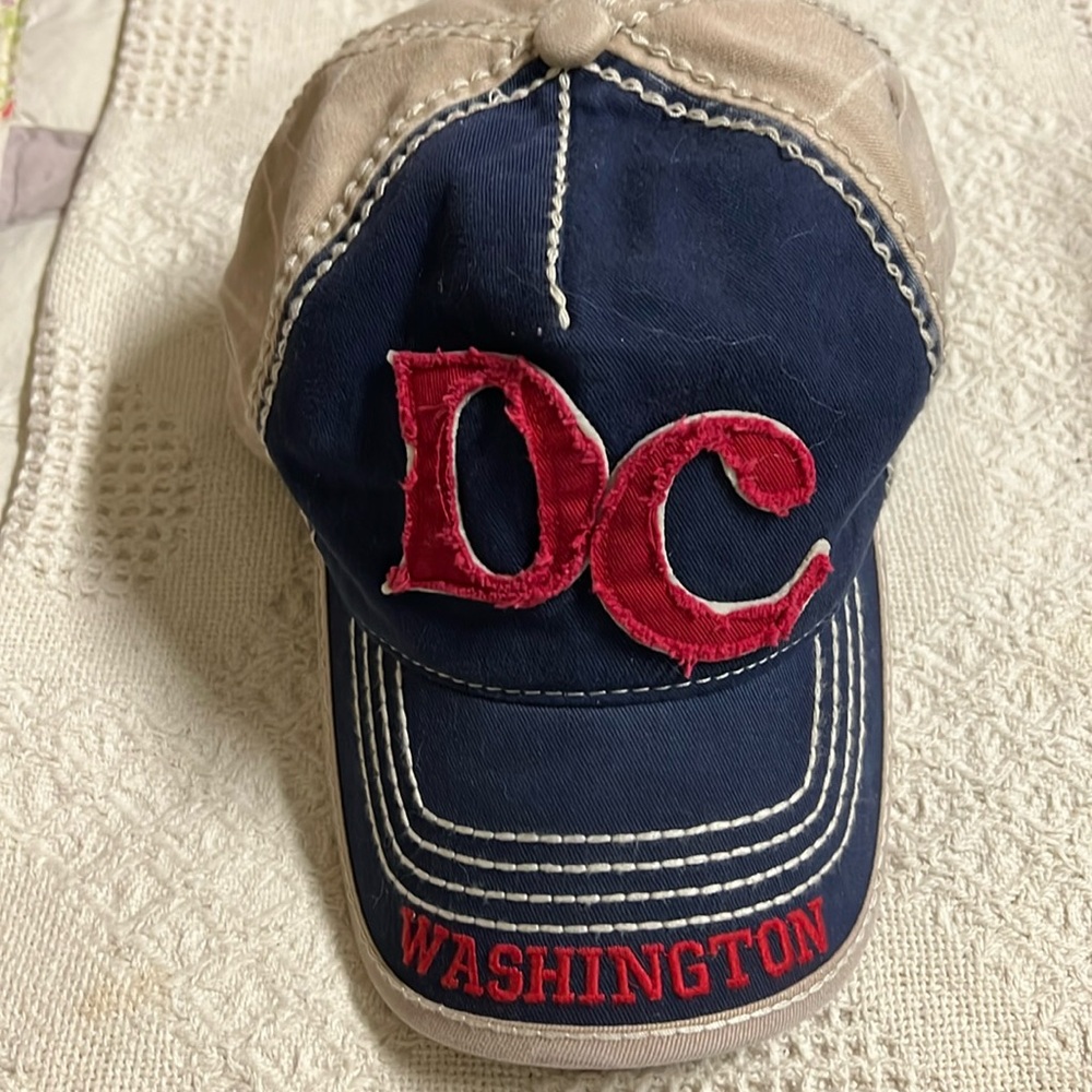 Robin Ruth DC ball cap - Picture 1 of 5